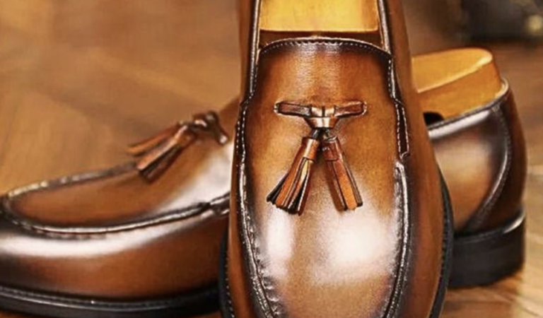 Les meilleurs mocassins pour le printemps : élégance et confort assurés